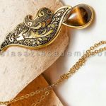 میناکاری روی طلا و جواهر