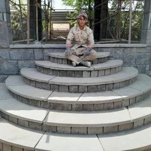 اجرای سنگ ورقه‌ای فروشنده